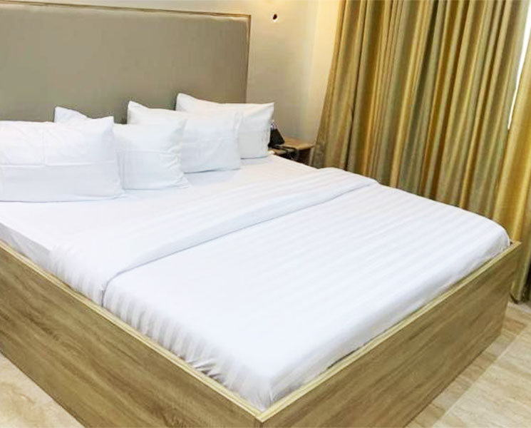 Greywood Hotel